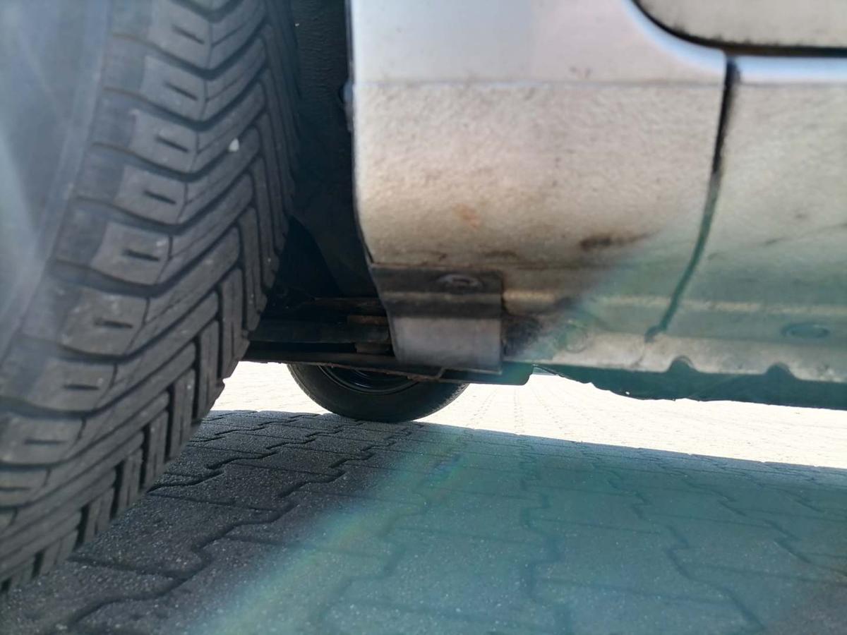 Nissan Micra K13 original Kotfl&uuml;gel vorn rechtsK23 brilliantsilbermetallic Bj.2011